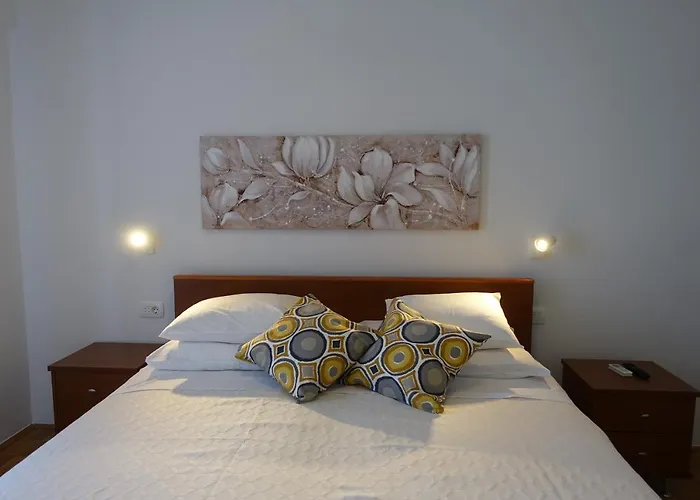 Pensjonat Novakovic Biograd Na Moru