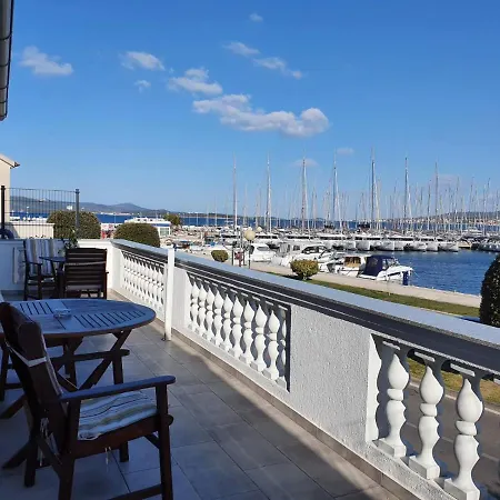 Novakovic Guest house 3*